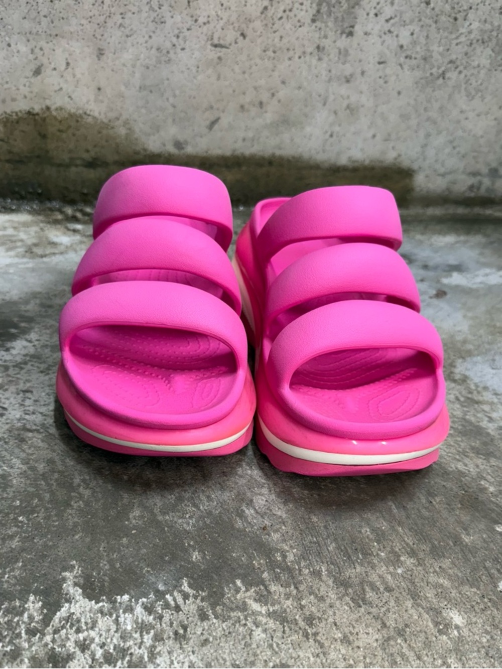 Crocs Mega Crush Triple Strap Platform Chunky Sandals Pink - Picture 5 of 8